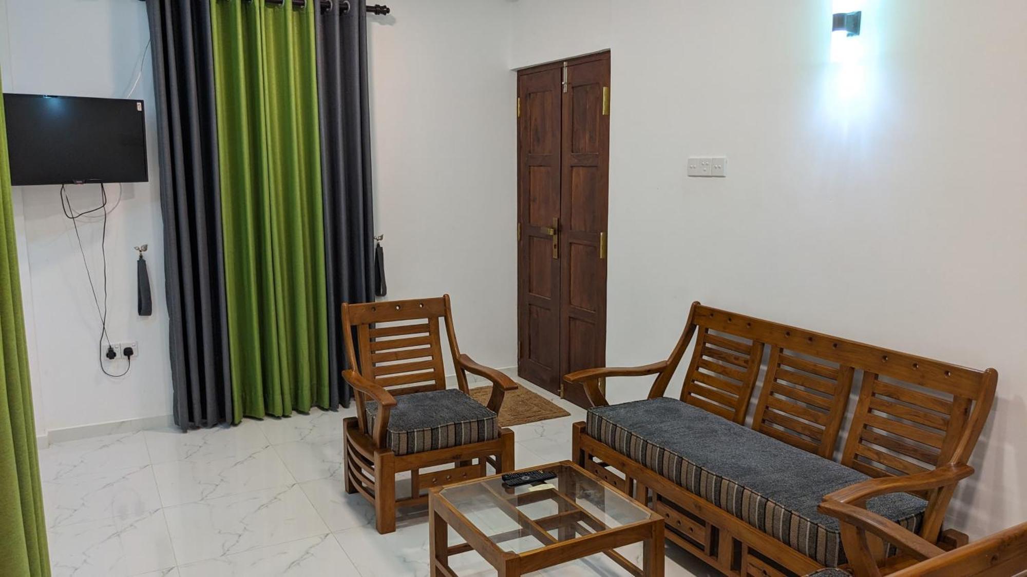 Star Beach Villa Тангалла Экстерьер фото